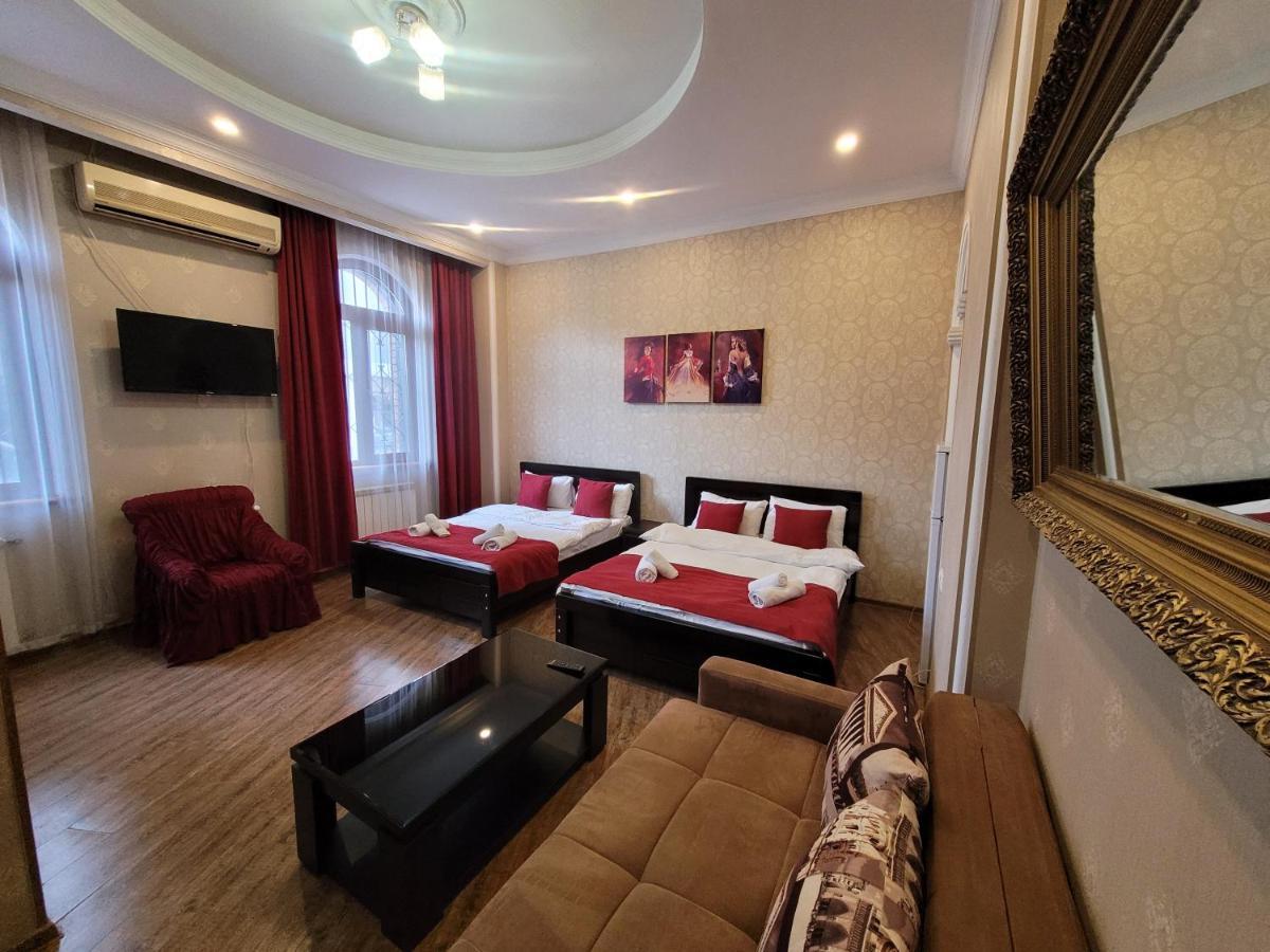Gold Avlabari Apartment Тбилиси Екстериор снимка
