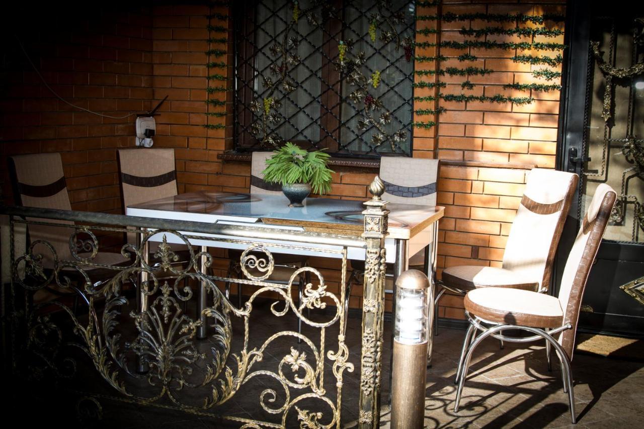 Gold Avlabari Apartment Тбилиси Екстериор снимка