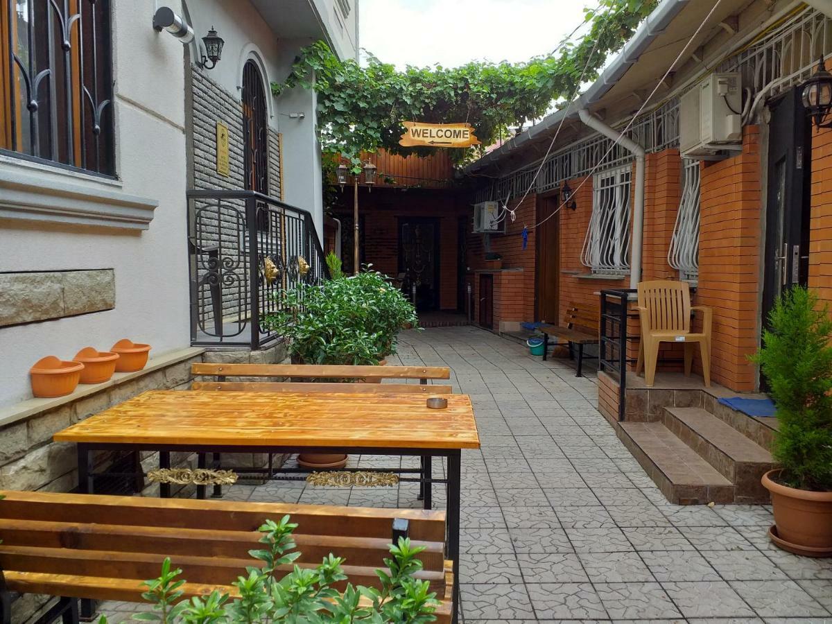 Gold Avlabari Apartment Тбилиси Екстериор снимка